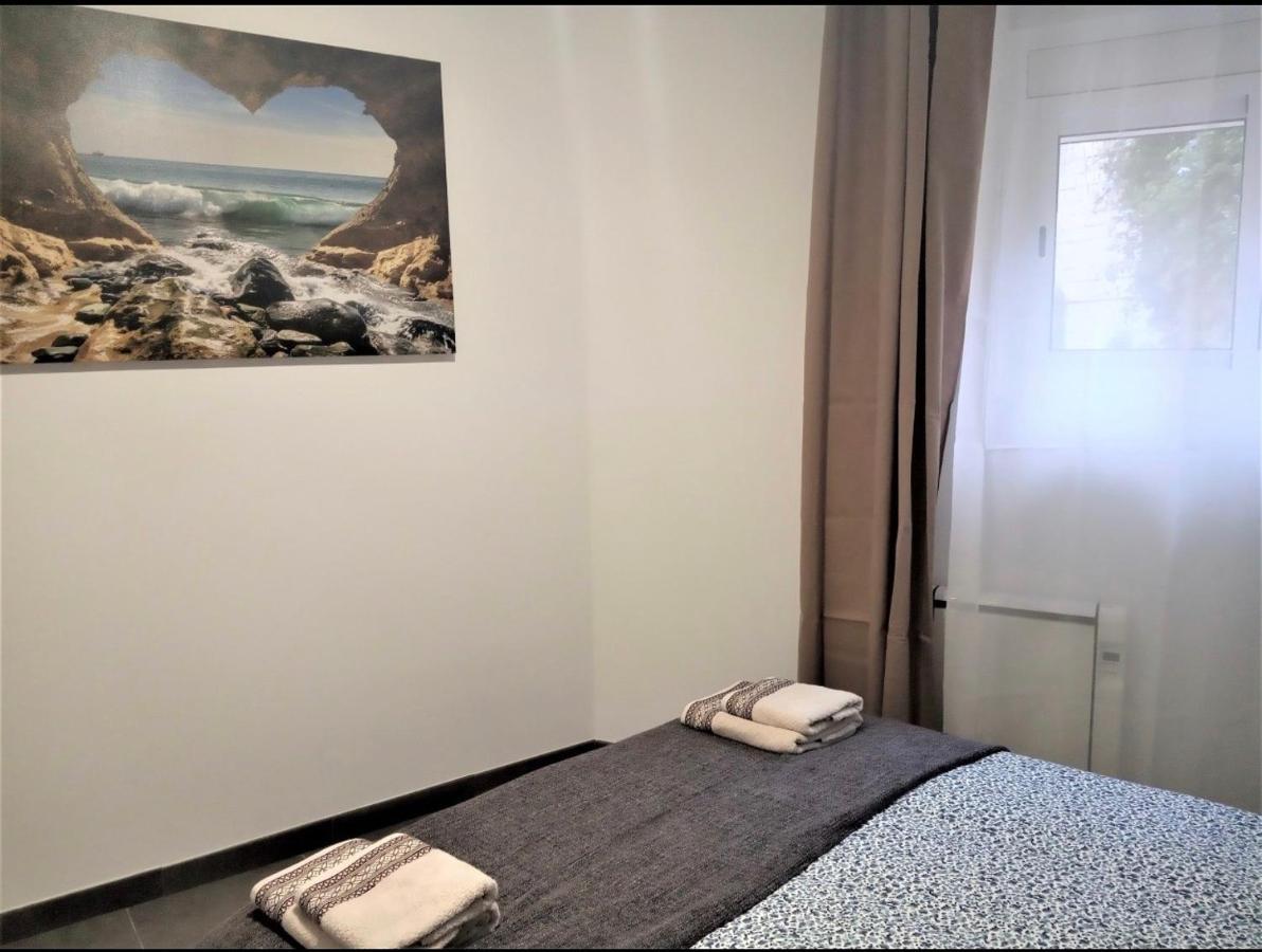 Petit Apartment Santa Coloma de Gramanet Esterno foto